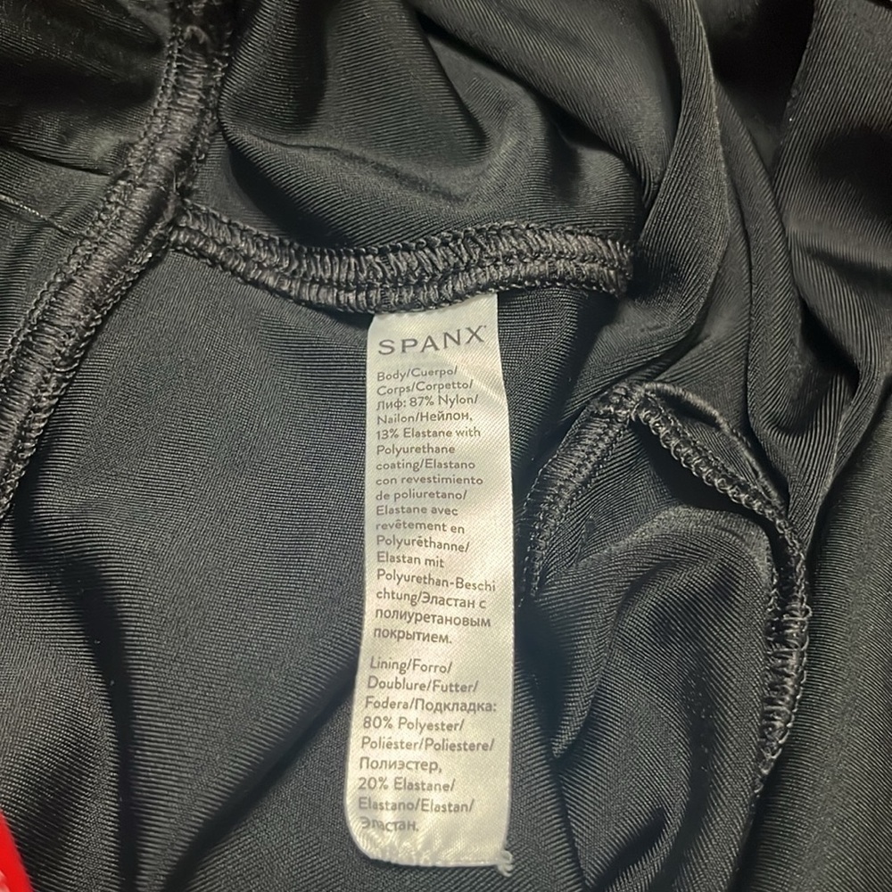 Spanx faux leather Moto bike short - Picture 8 of 10